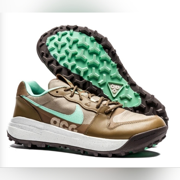 Rare Nike ACG LOWCATE LIMESTONE/GREEN MENS OUTDOORS SHOES US 9 - Picture 1 of 12